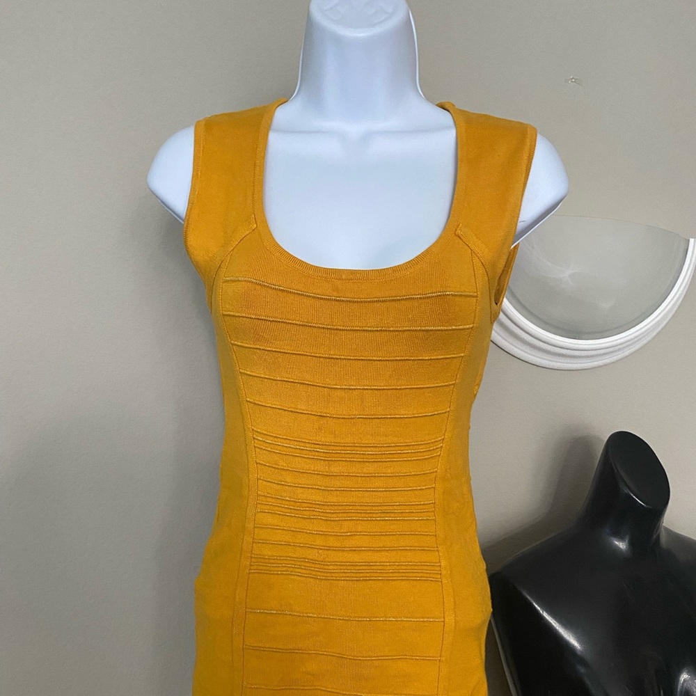 Bebe beautiful colour dress